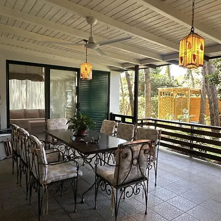 Seaside Garden Oasis Appartement